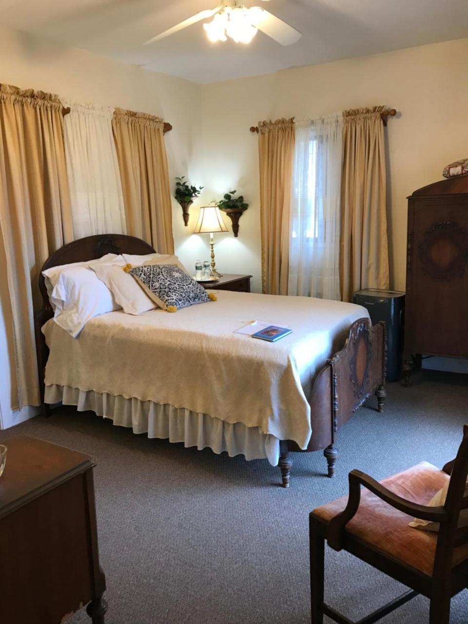 Hotel Julietta House à Gloucester Extérieur photo